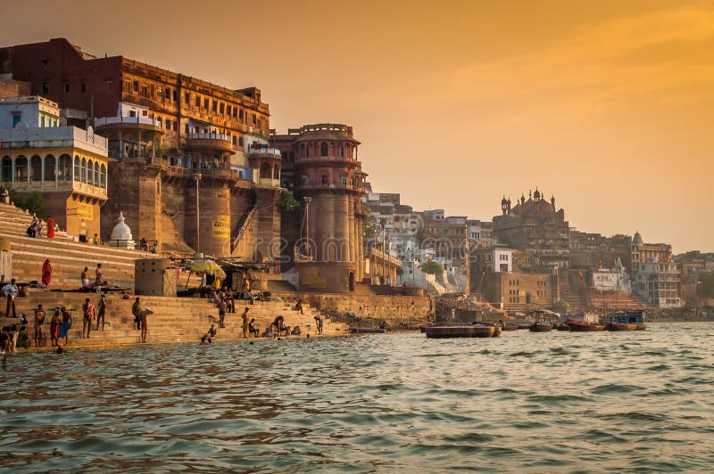 Best Places To Visit In Varanasi
