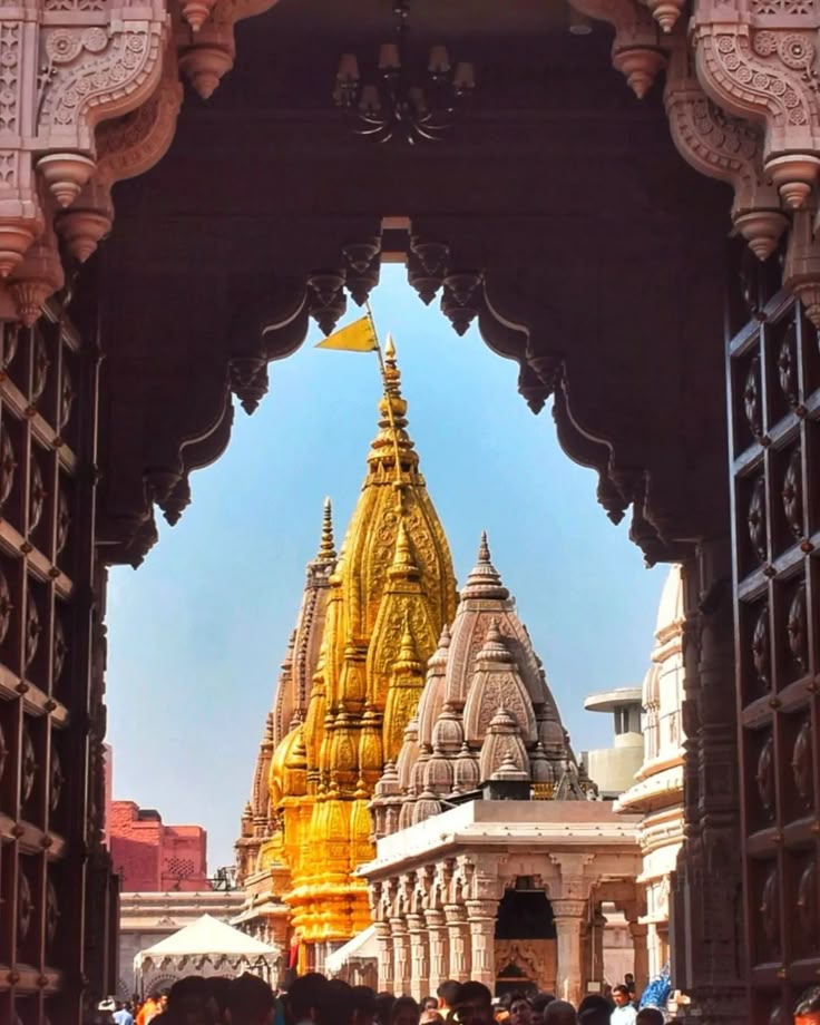 Why Kashi Vishwanath Temple Is the Heart of Varanasi