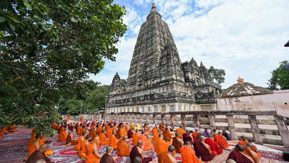 How to Plan a Bodhgaya Tour from Varanasi: Best Routes & Packages