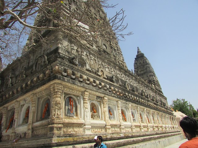 History of Mahabodhi Temple – The Enlightenment Site of Buddha