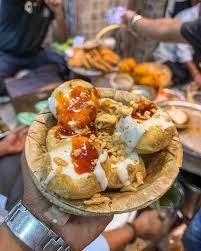 Seasonal Specialties of Varanasi: From Winter Malaiyo to Summer Thandai