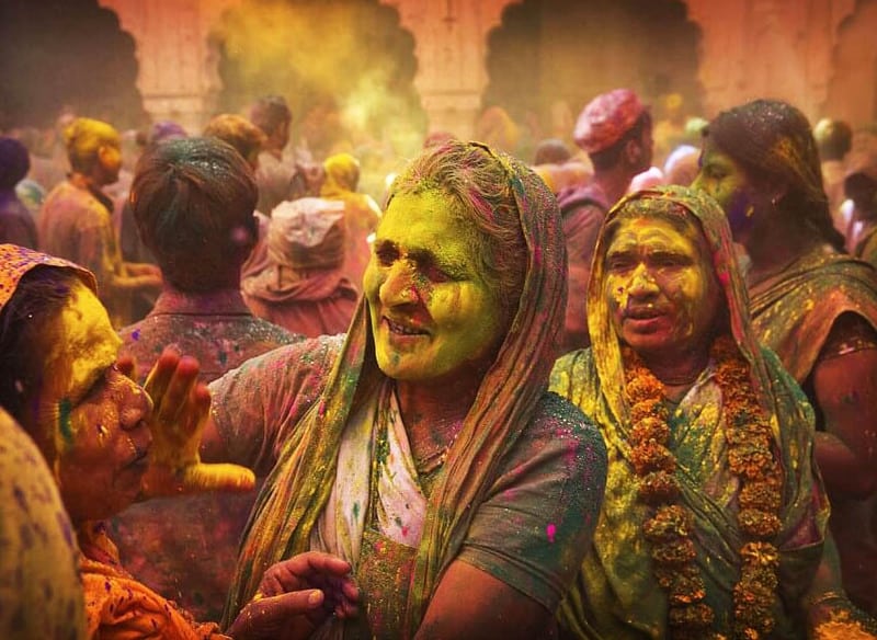Best Travel Agency in Varanasi for Your Lathmar Holi Tour in Vrindavan