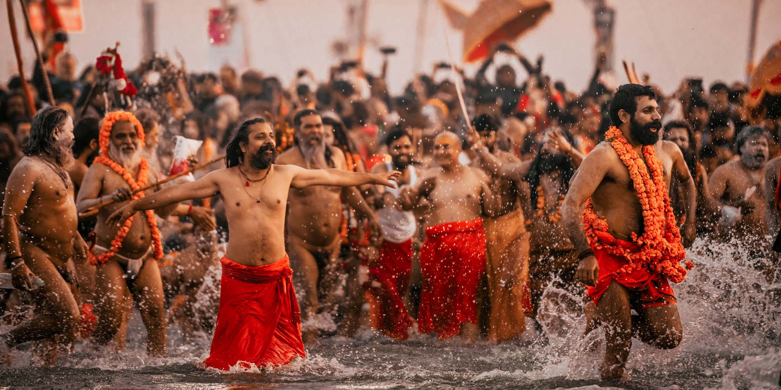 How to Choose the Perfect Maha Kumbh Mela 2025 Travel Package