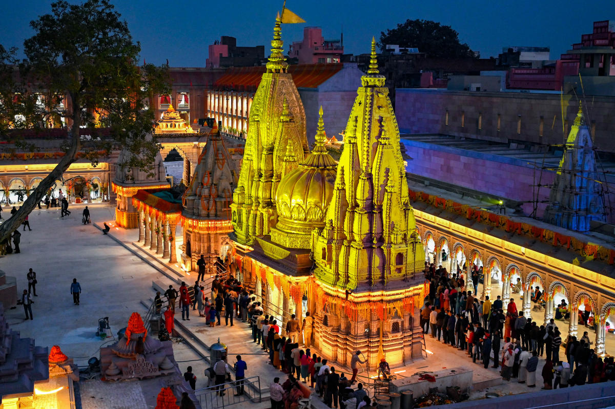 Varanasi Tour Package From Bangalore